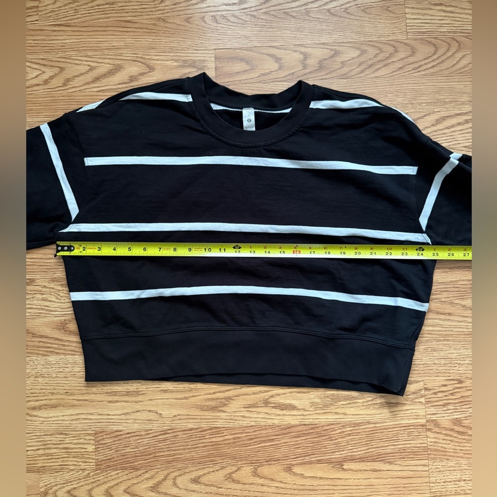 Lululemon Perfectly Oversized Cropped Crew (Striped) - Picture 5 of 5